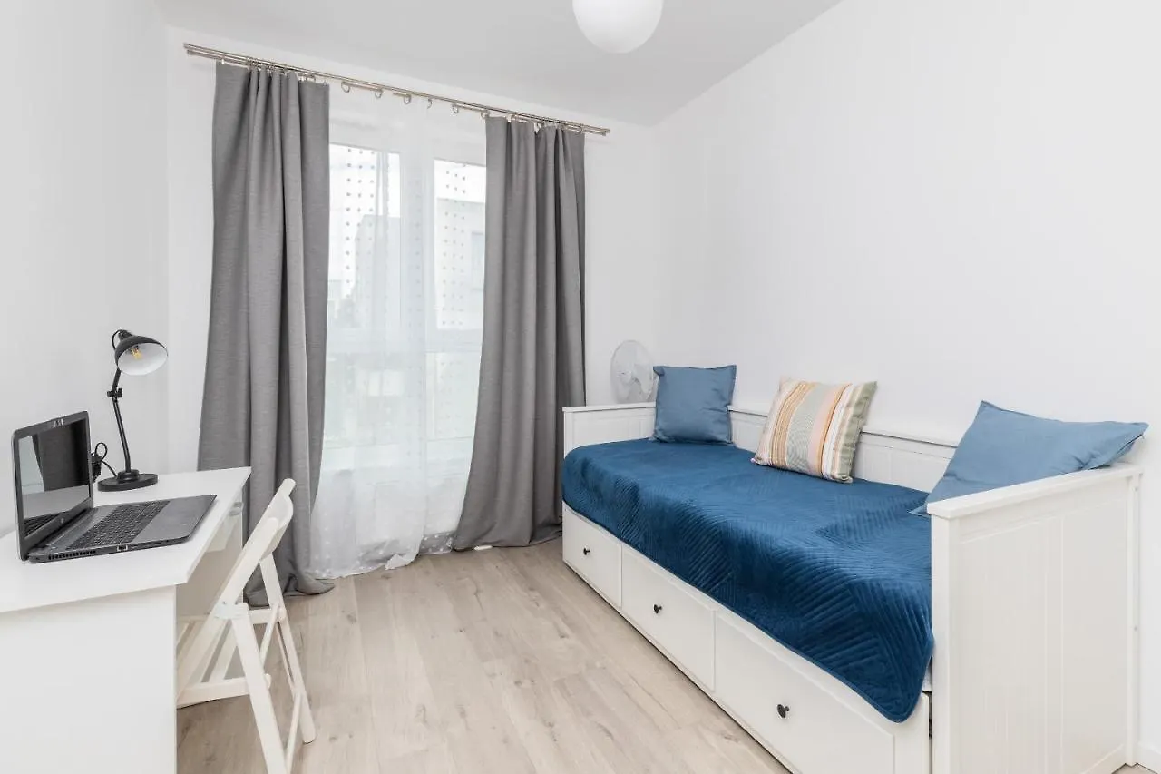 Garnizon Apartment For 6 Guests With Parking & Balcony By Noclegi Renters Gdańsk 0*,  Polen